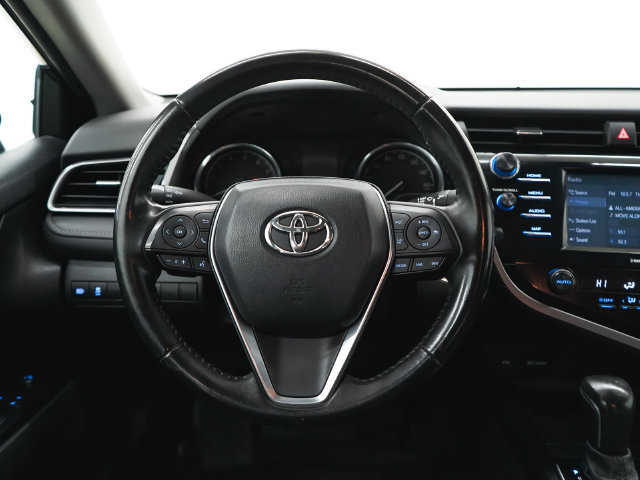 Used 2020 Toyota Camry SE w/ Convenience Package FWD image 19