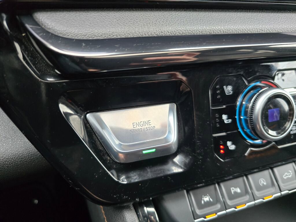 Used 2022 GMC Sierra 1500 AT4 w/ AT4 Premium Package image 42