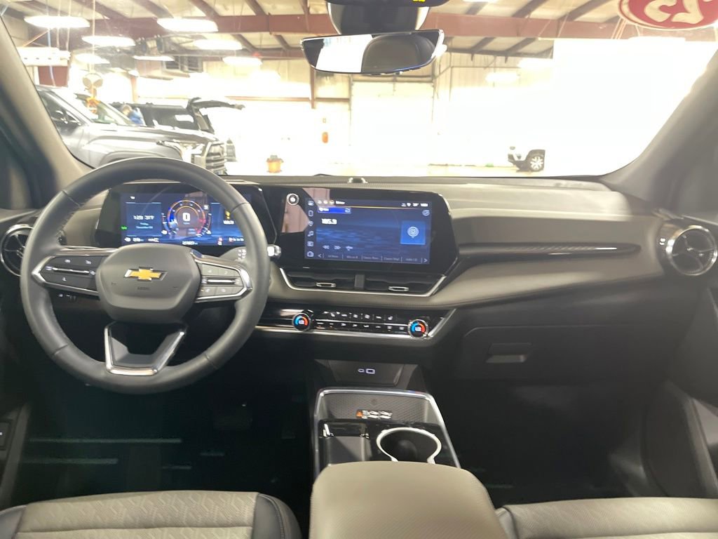 Certified 2025 Chevrolet Equinox LT w/ Convenience Package II image 13