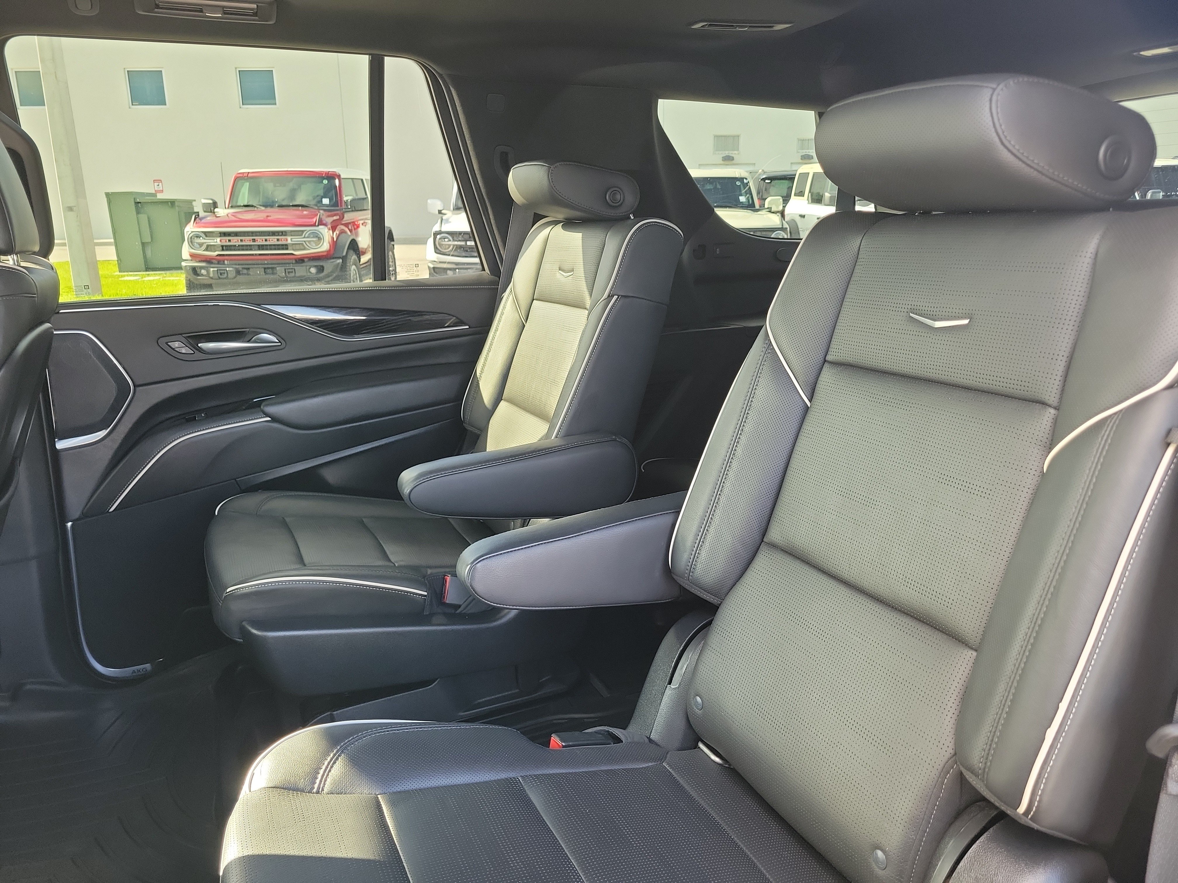 Used 2021 Cadillac Escalade Sport w/ Driver Assist Tech Package RWD image 21