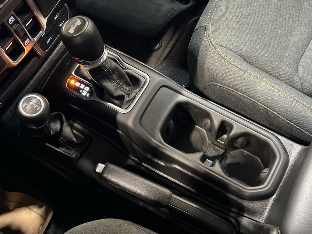 Used 2025 Jeep Wrangler Backcountry image 19