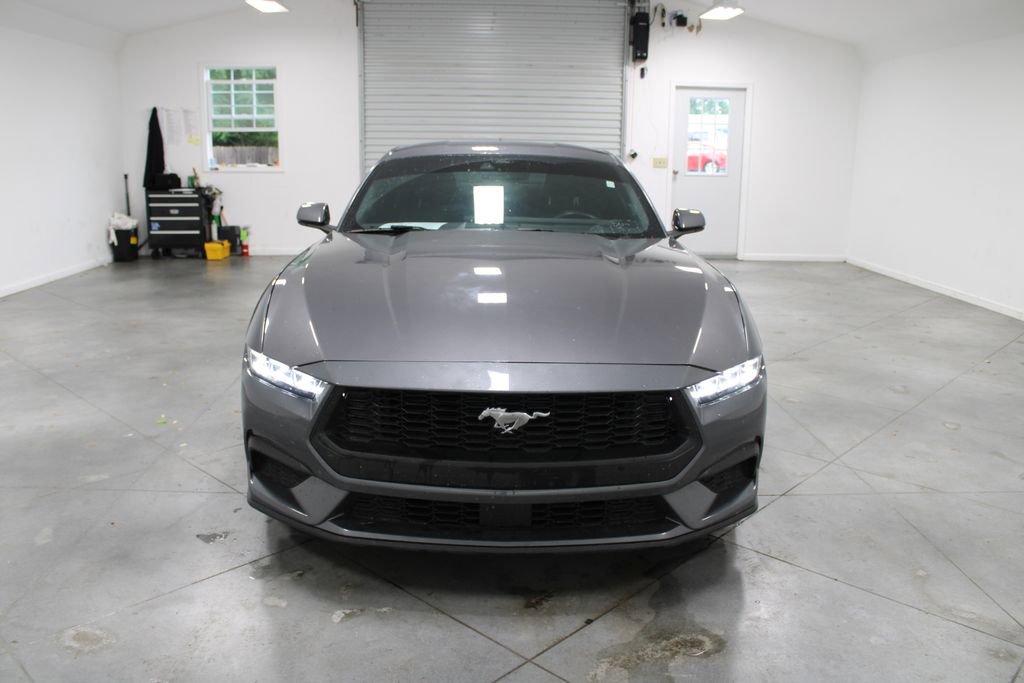 Used 2024 Ford Mustang Premium RWD image 3