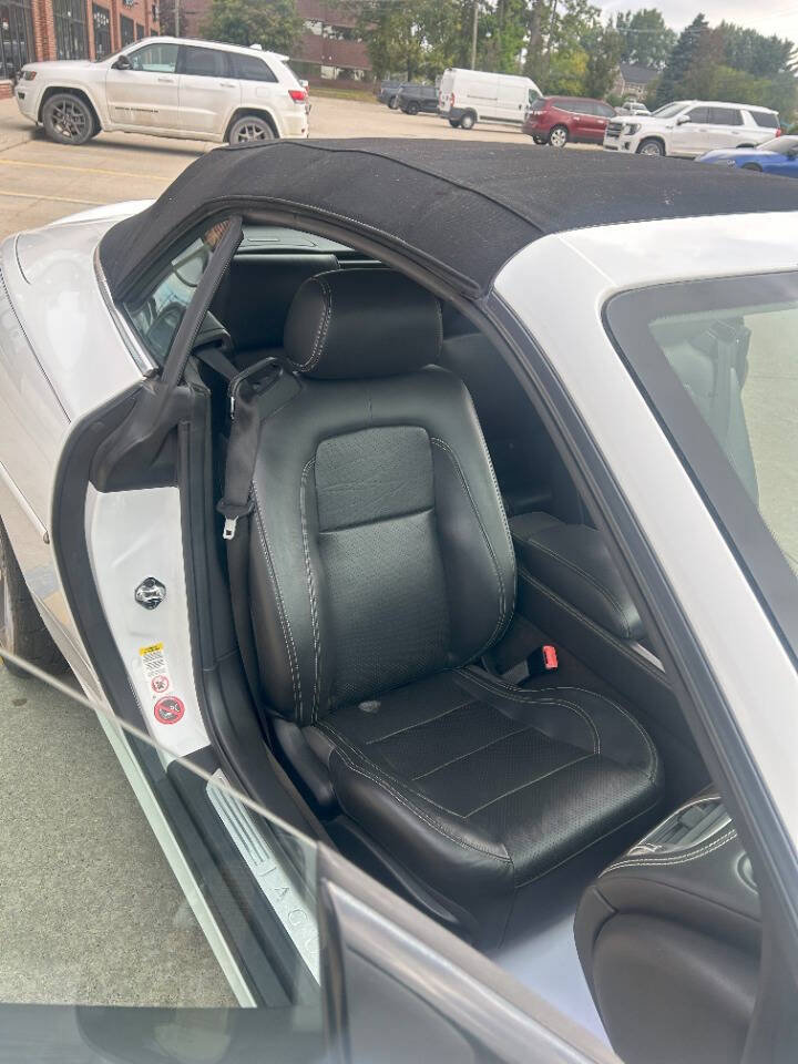 Used 2015 Jaguar XK Convertible image 32