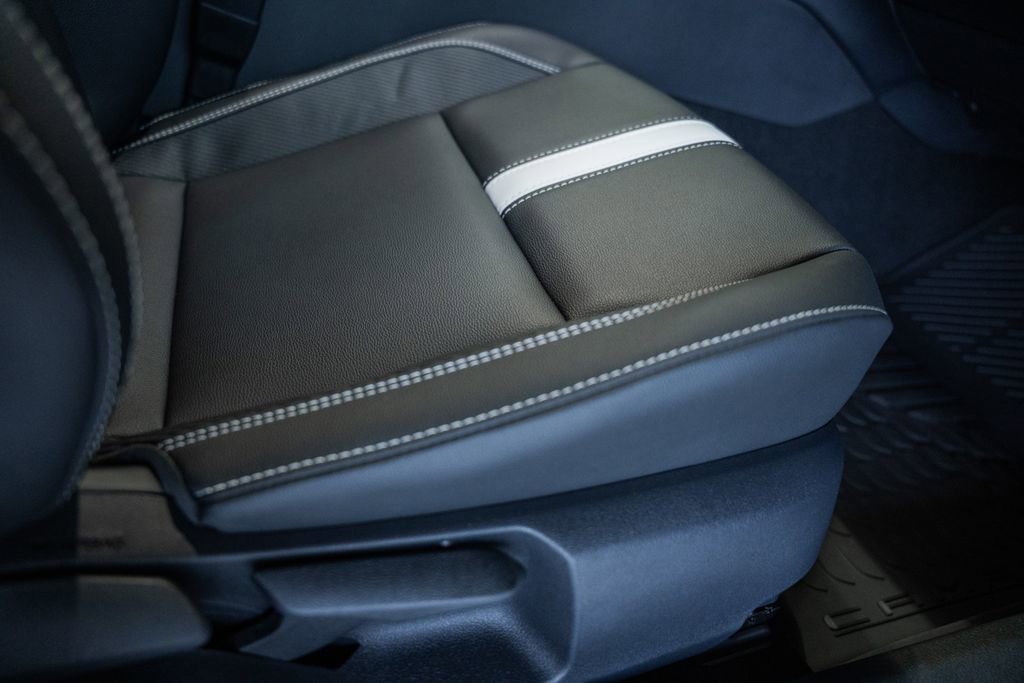 New 2026 Toyota Camry SE FWD image 33