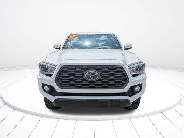 Used 2022 Toyota Tacoma TRD Off-Road w/ Technology Package RWD image 9