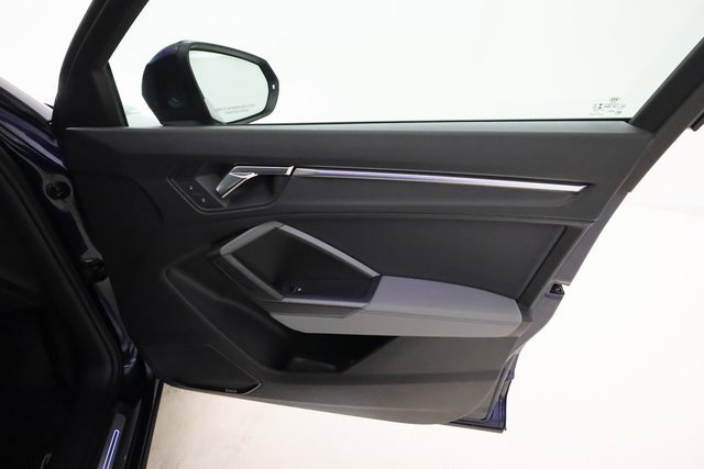 Used 2022 Audi Q3 2.0T Premium Plus image 23