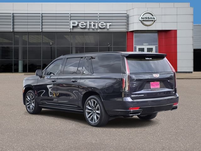 Used 2023 Cadillac Escalade ESV Sport w/ Touring Package image 4