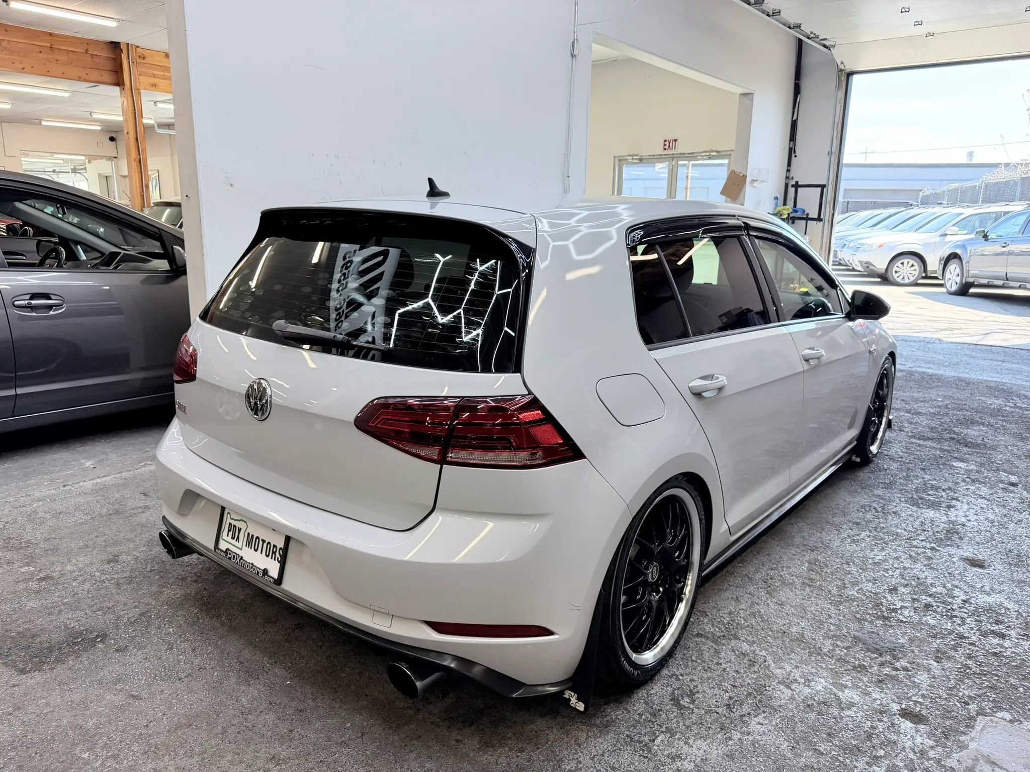 Used 2018 Volkswagen GTI S image 3