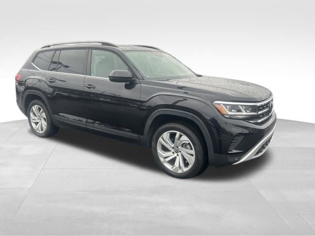 Used 2022 Volkswagen Atlas SE w/ Panoramic Sunroof Package