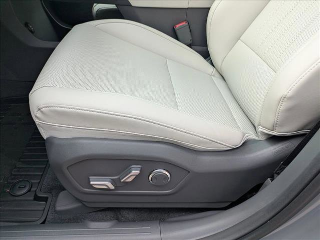 New 2026 Hyundai Santa Fe SEL FWD image 4