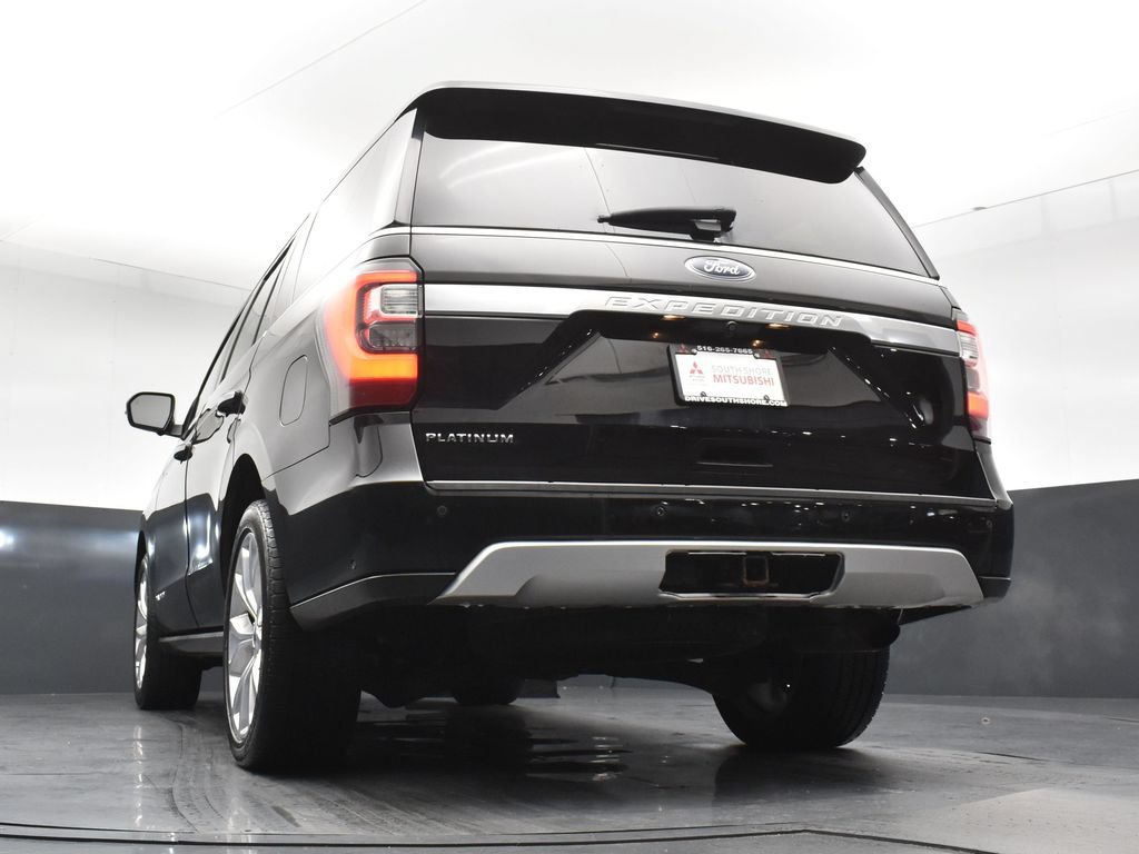 Used 2018 Ford Expedition Platinum AWD/4WD image 25