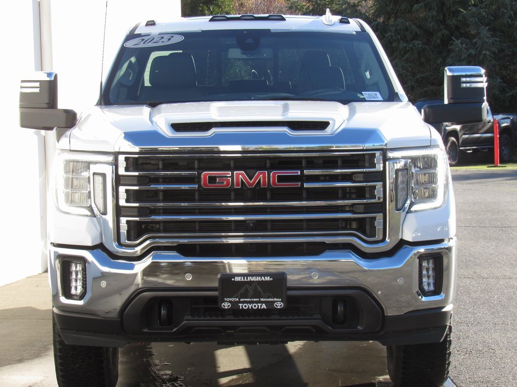 Used 2023 GMC Sierra 3500 SLT w/ SLT Premium Package image 3