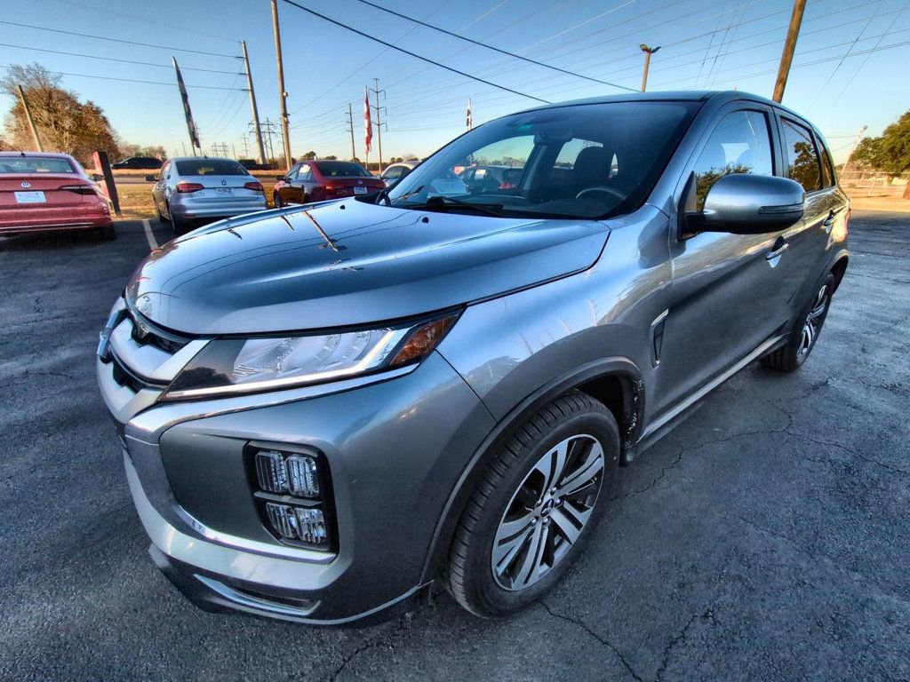 Used 2021 Mitsubishi Outlander Sport SE image 1