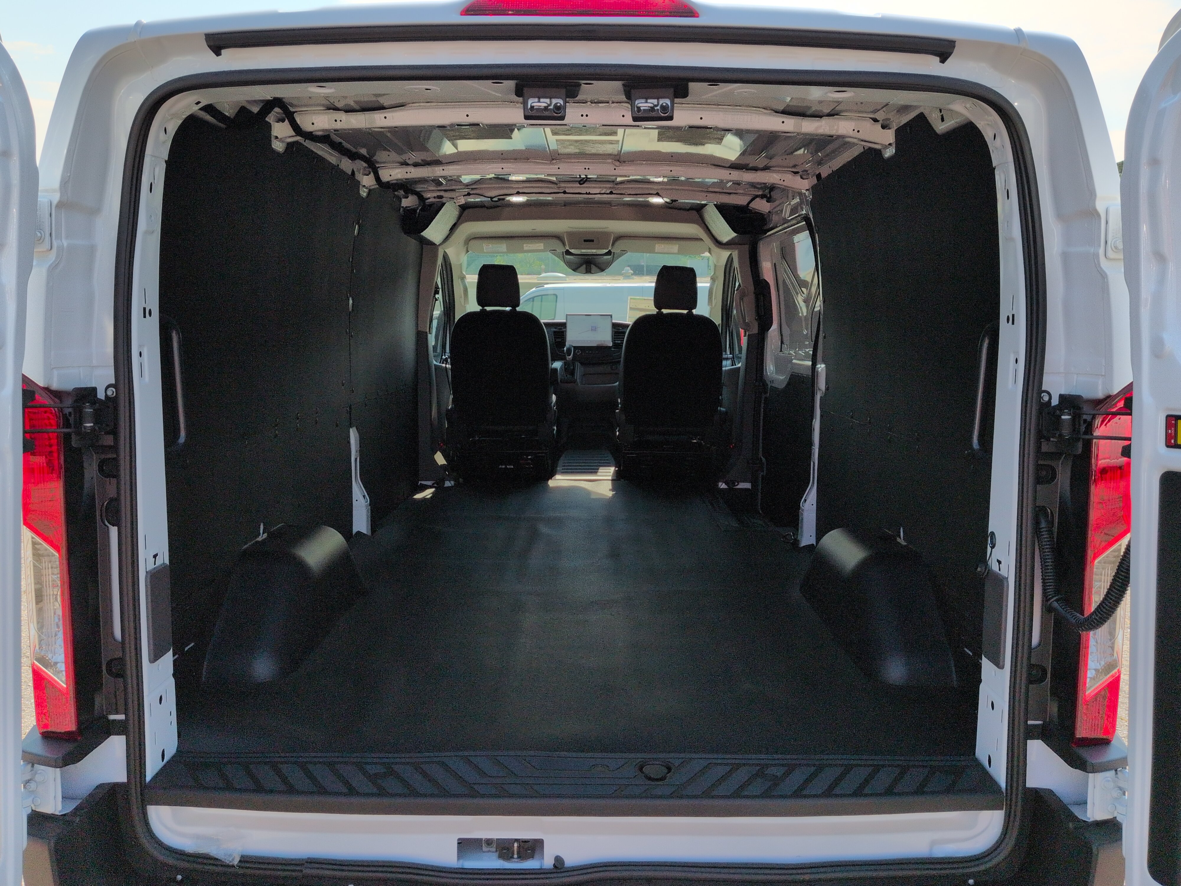 New 2026 Ford Transit 250 Low Roof w/ Load Area Protection Package RWD image 11