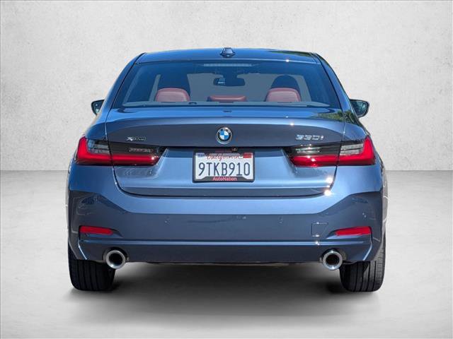 Used 2025 BMW 330i xDrive Sedan w/ Premium Package image 7