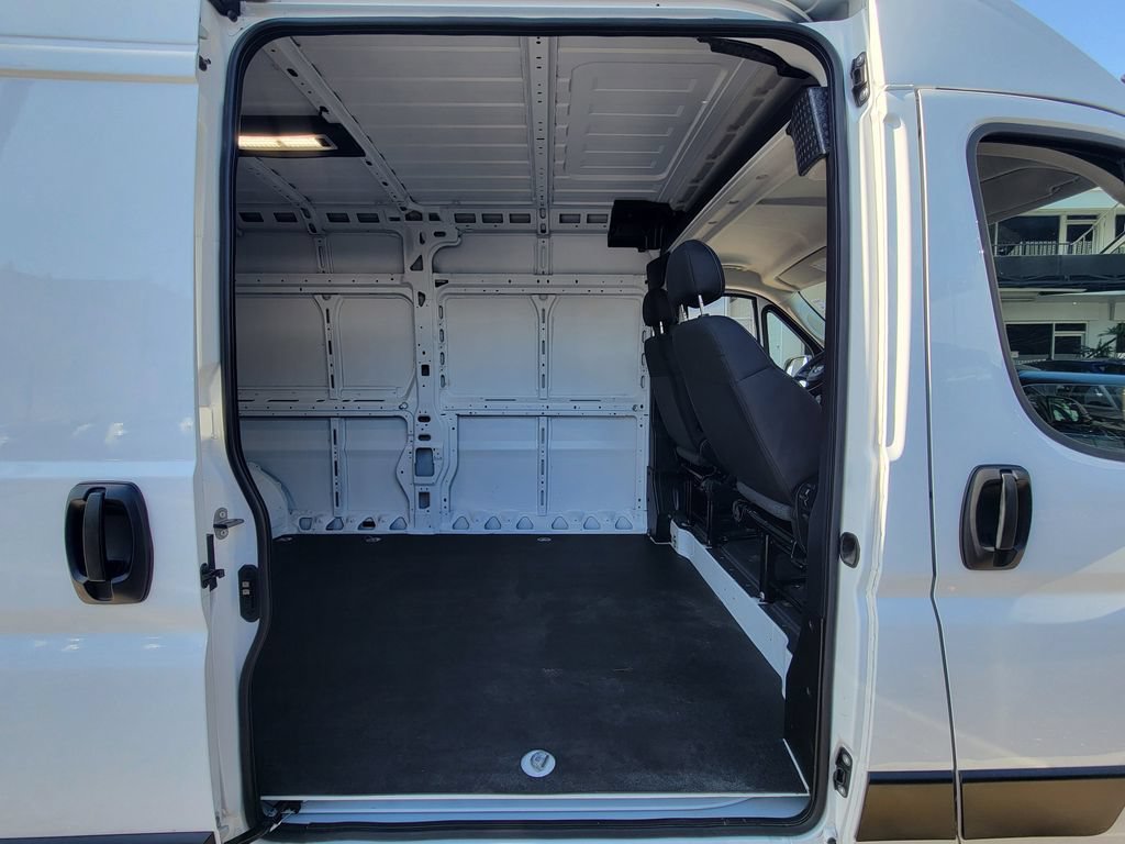 Used 2023 RAM ProMaster 2500 FWD image 17