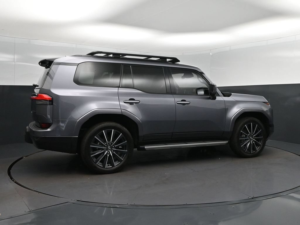 Certified 2024 Lexus GX 550 w/ Accessory Package (31) AWD/4WD image 8
