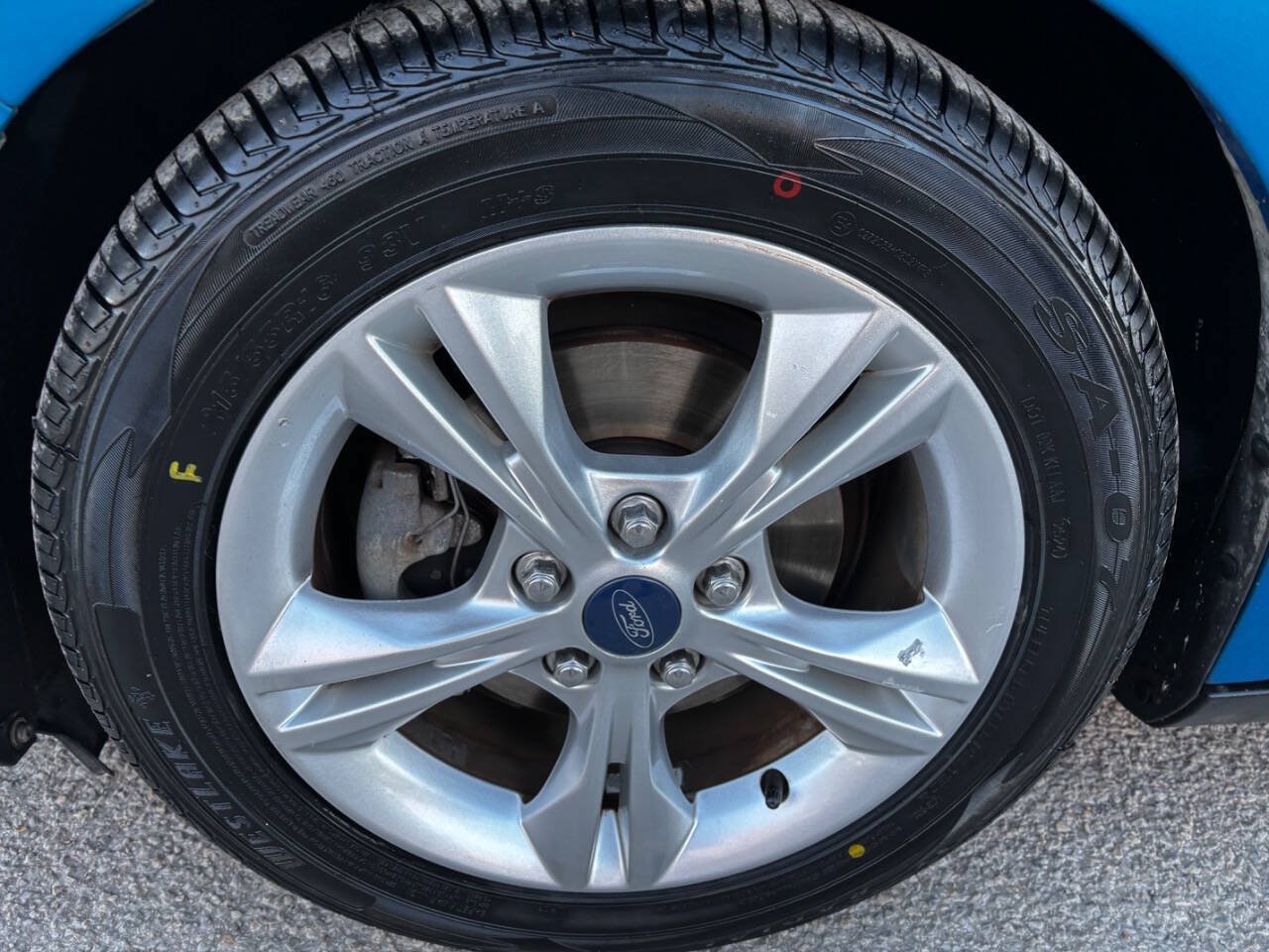 Used 2014 Ford Focus SE FWD image 38