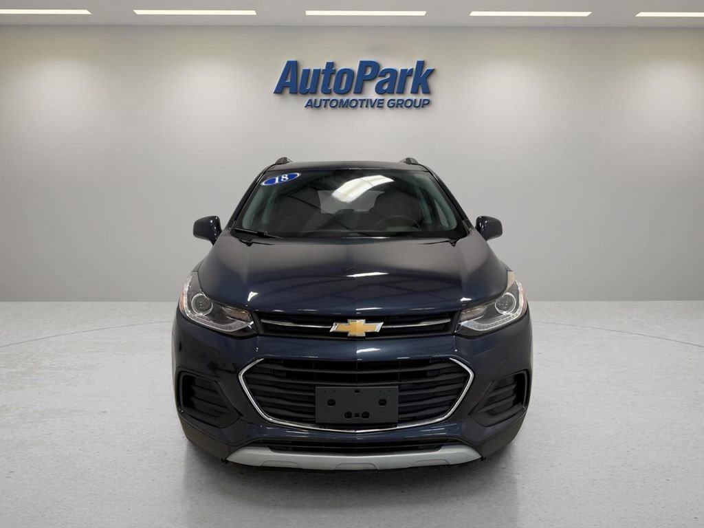 Used 2018 Chevrolet Trax LT image 2