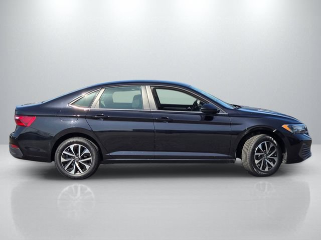 Used 2023 Volkswagen Jetta S FWD image 3