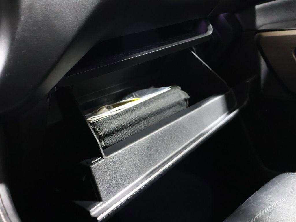 Used 2022 Nissan Pathfinder Platinum w/ Cargo Package image 30