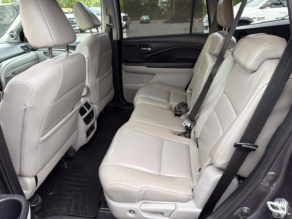 Used 2019 Honda Pilot EX-L image 16