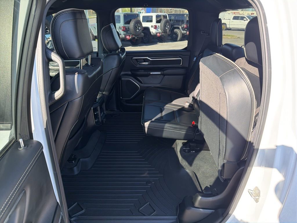 Used 2024 RAM 1500 Laramie image 21