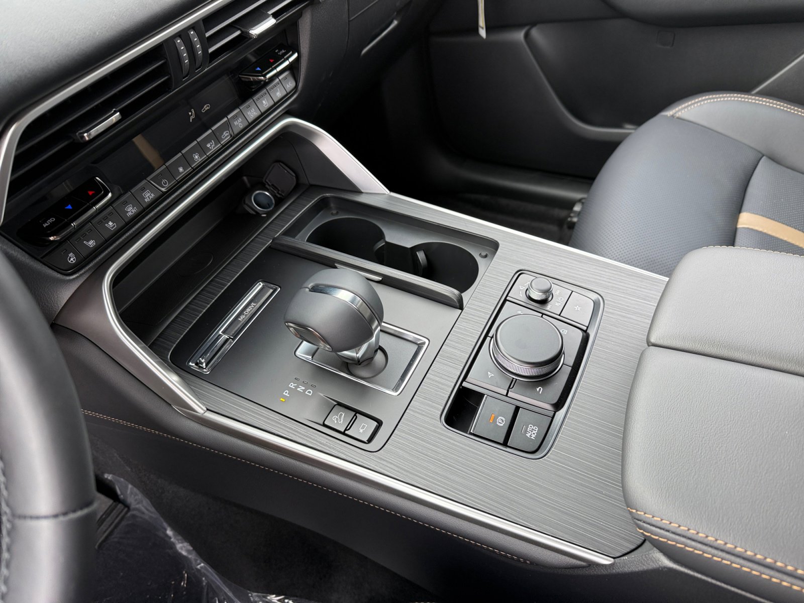 New 2026 MAZDA CX-90 3.3 Turbo S w/ Premium Plus AWD/4WD image 13