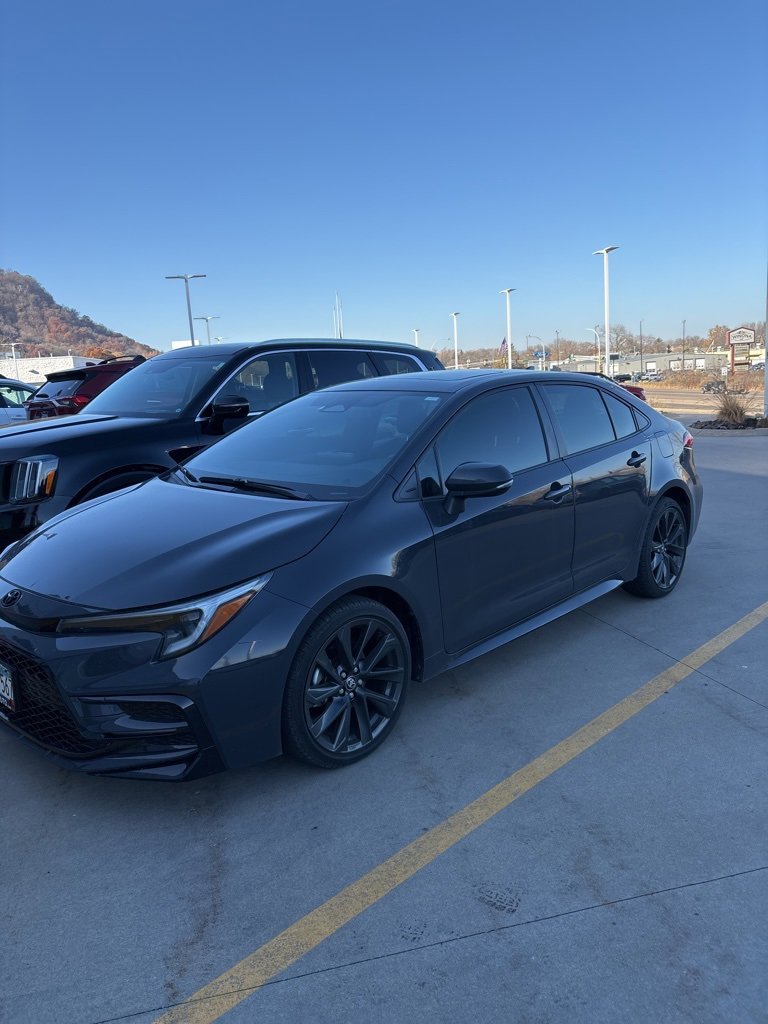 New 2023 Toyota Corolla SE image 3