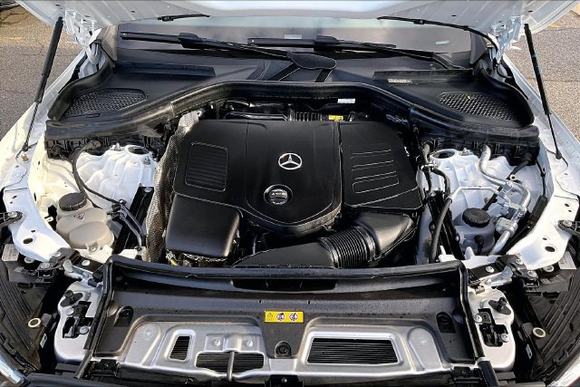 Used 2026 Mercedes-Benz GLC 300 4MATIC image 26