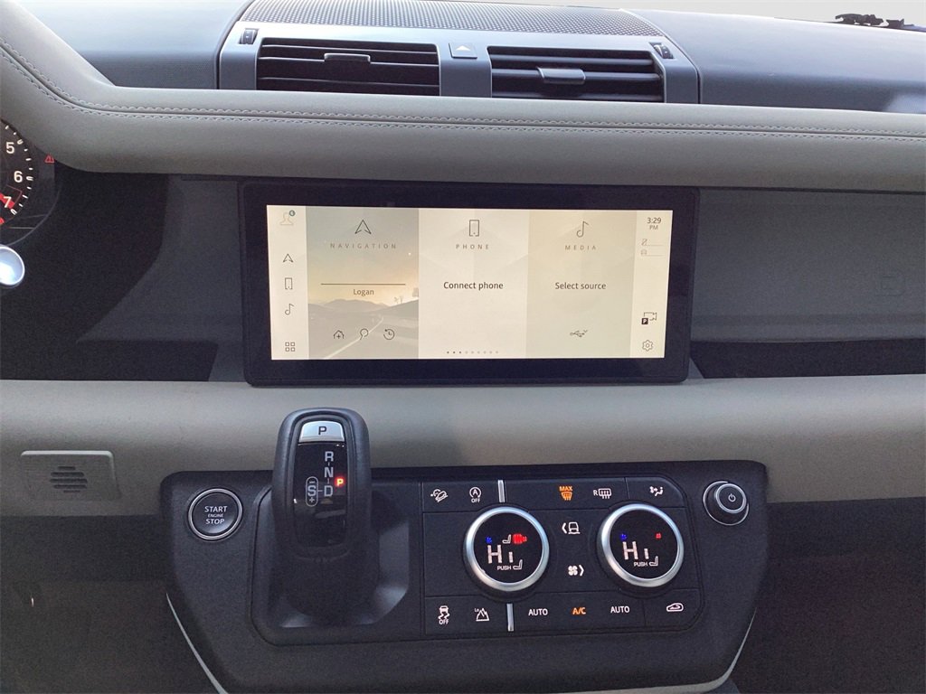 Used 2023 Land Rover Defender 110 S image 16