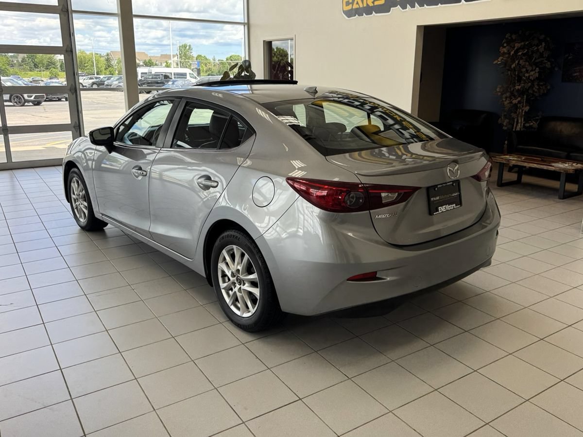 Used 2014 MAZDA MAZDA3 i Grand Touring FWD image 3