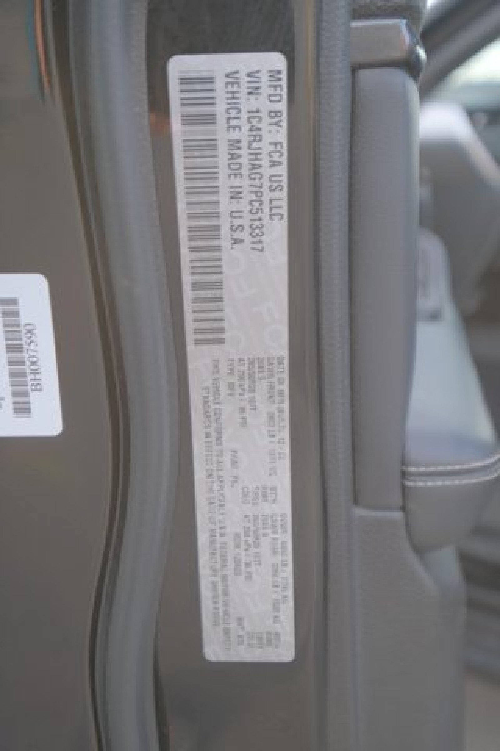 Used 2023 Jeep Grand Cherokee Altitude AWD/4WD image 24