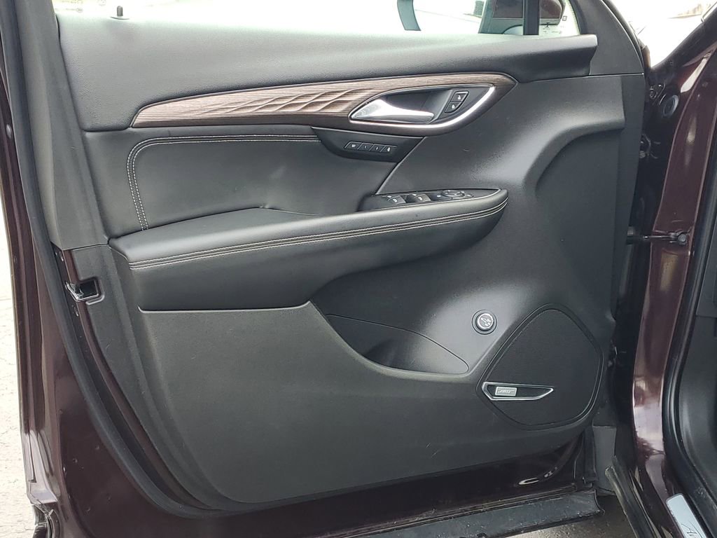Used 2021 Buick Envision Avenir w/ Technology Package II image 23