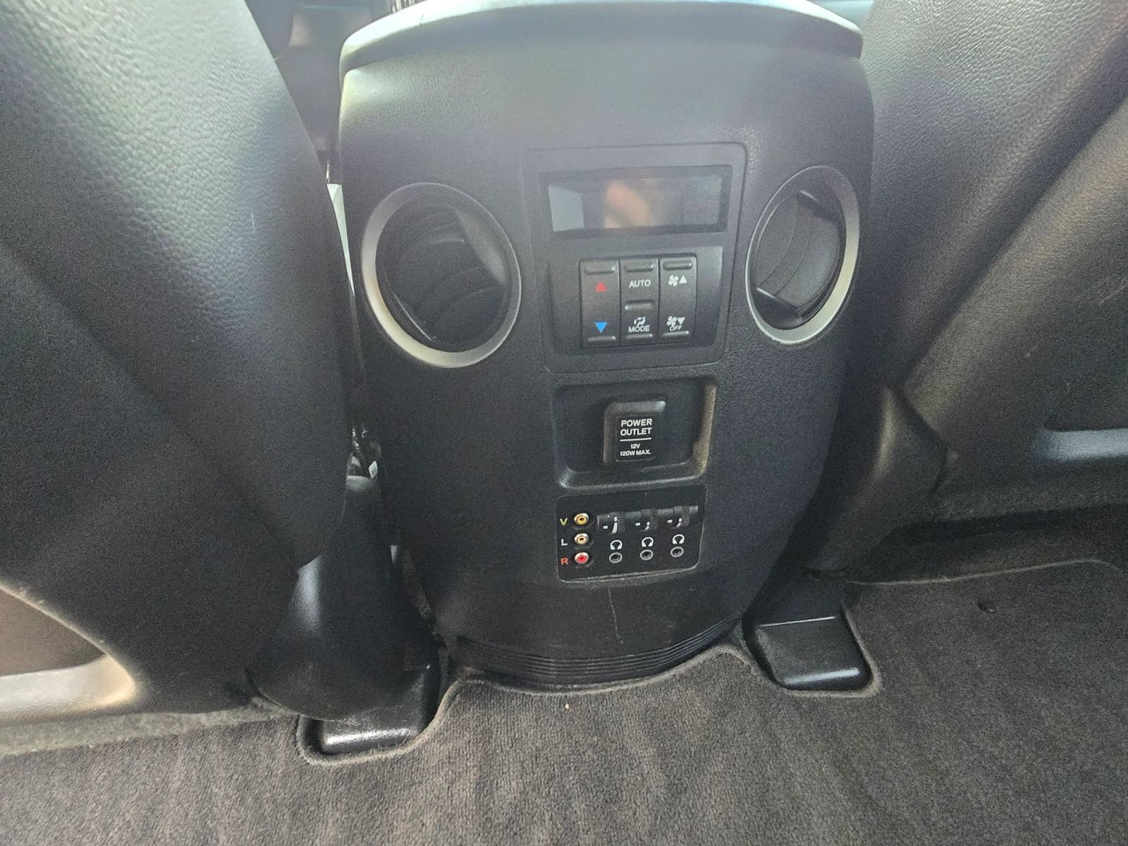 Used 2012 Honda Pilot Touring image 10