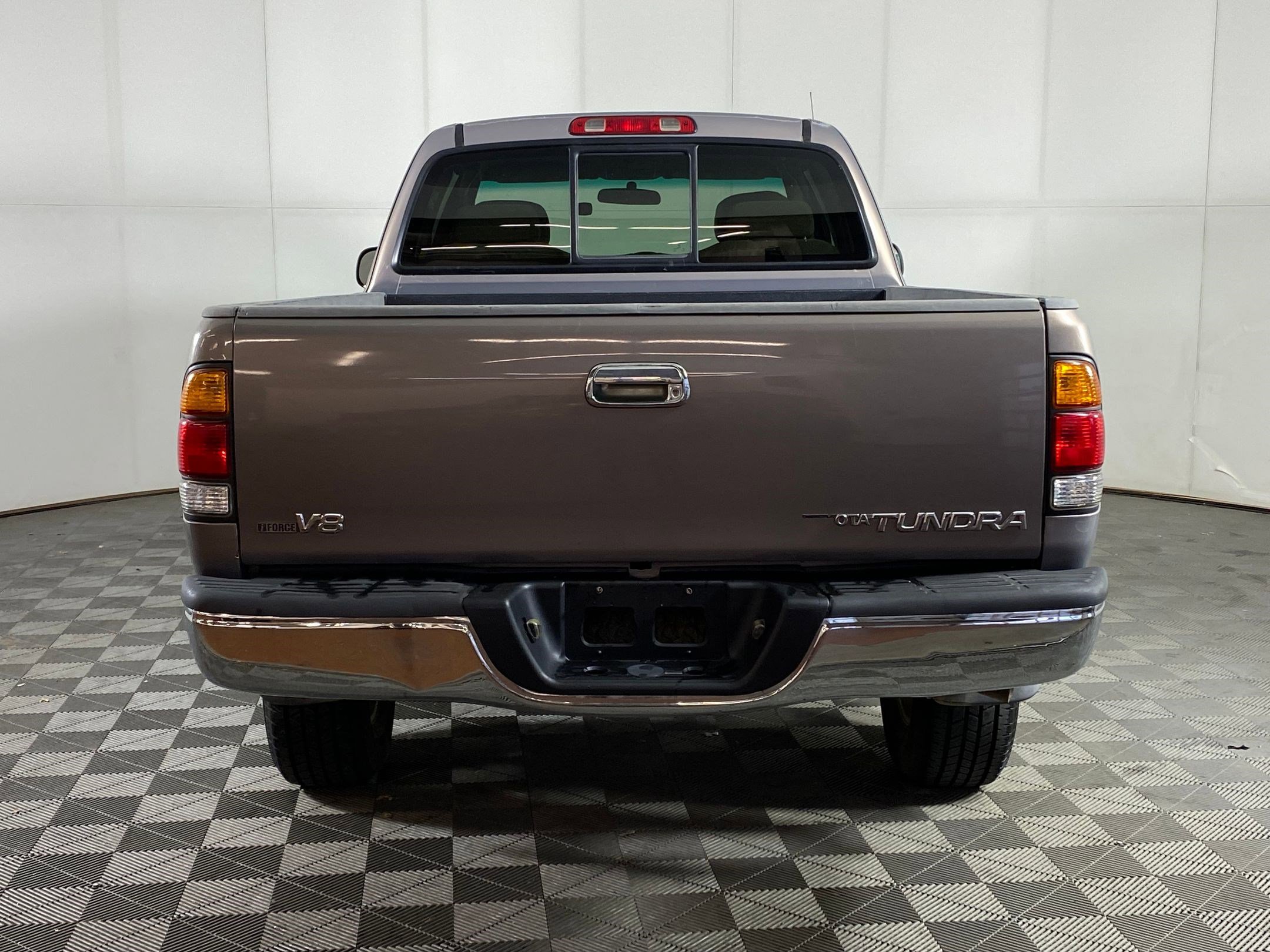 Used 2002 Toyota Tundra Limited image 9