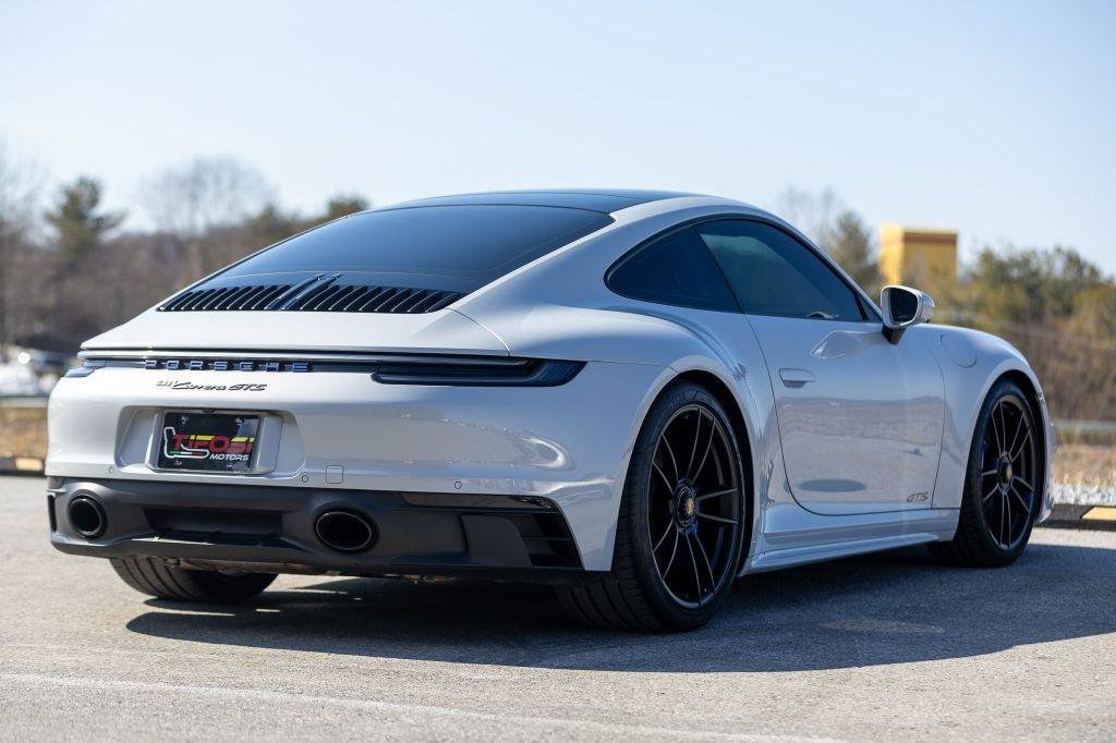 Used 2023 Porsche 911 Carrera GTS image 40