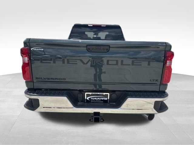 New 2026 Chevrolet Silverado 3500 LTZ w/ LTZ Convenience Package AWD/4WD image 7