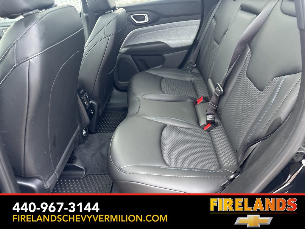 Used 2025 Jeep Compass Latitude w/ Sun & Sound Group image 45