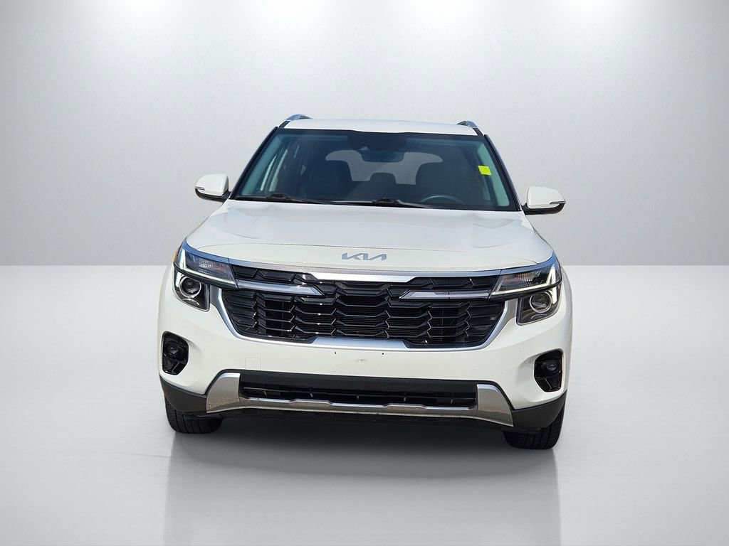 Used 2025 Kia Seltos S FWD image 2