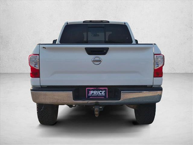 Used 2017 Nissan Titan SV AWD/4WD image 6