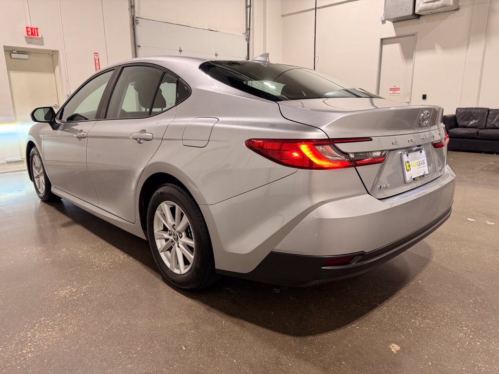 Used 2025 Toyota Camry LE FWD image 7
