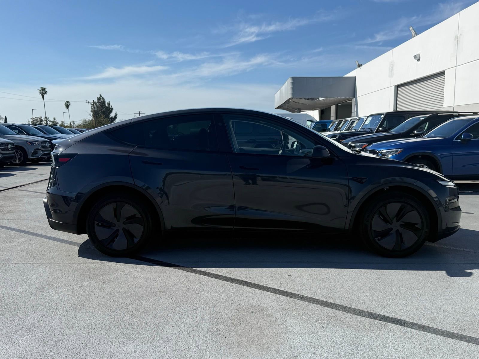 Used 2026 Tesla Model Y Long Range image 13