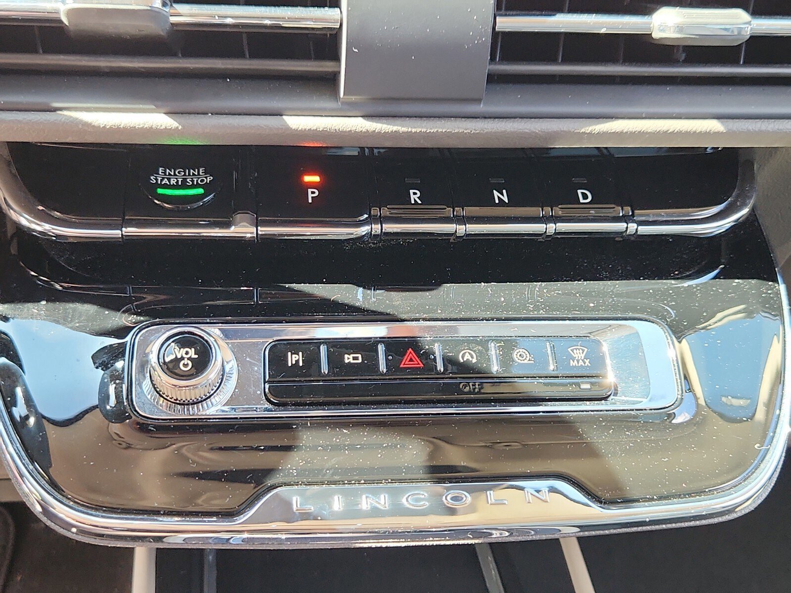 Used 2023 Lincoln Corsair Standard image 17