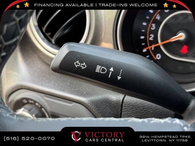 Used 2023 Jeep Wrangler Sahara image 34