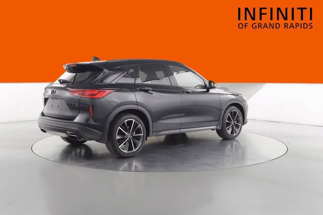 Used 2025 INFINITI QX50 Sport AWD/4WD image 7