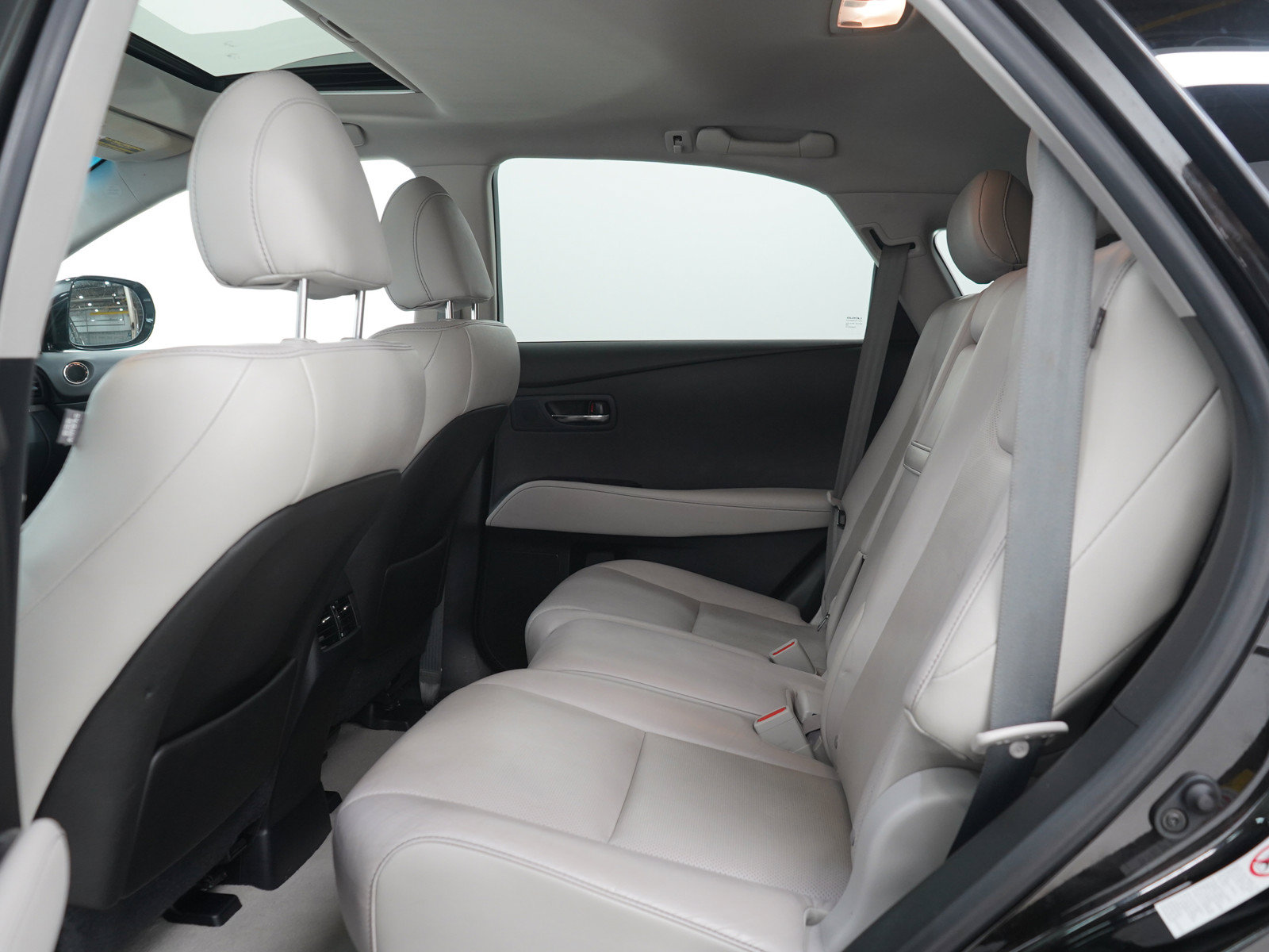 Used 2015 Lexus RX 450h AWD image 15