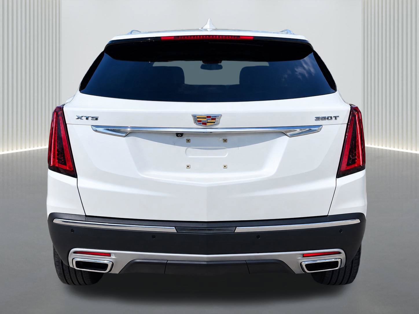 Used 2023 Cadillac XT5 Premium Luxury FWD image 5