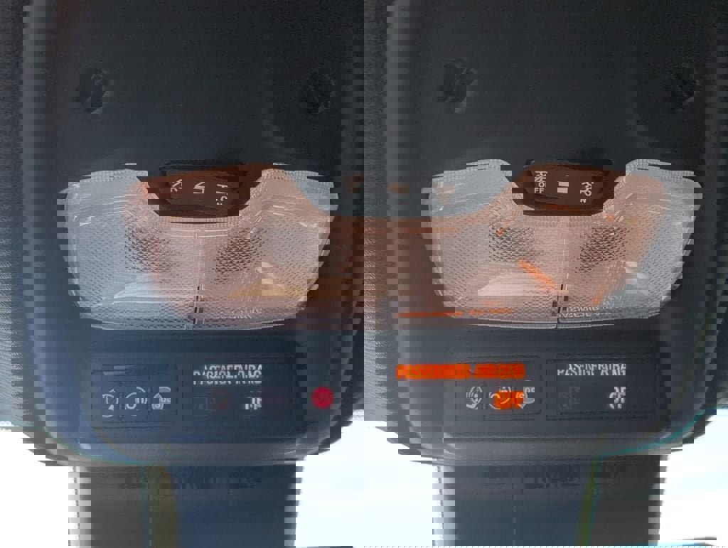 Certified 2024 Chevrolet Colorado Z71 w/ Z71 Convenience Package 2 AWD/4WD image 17