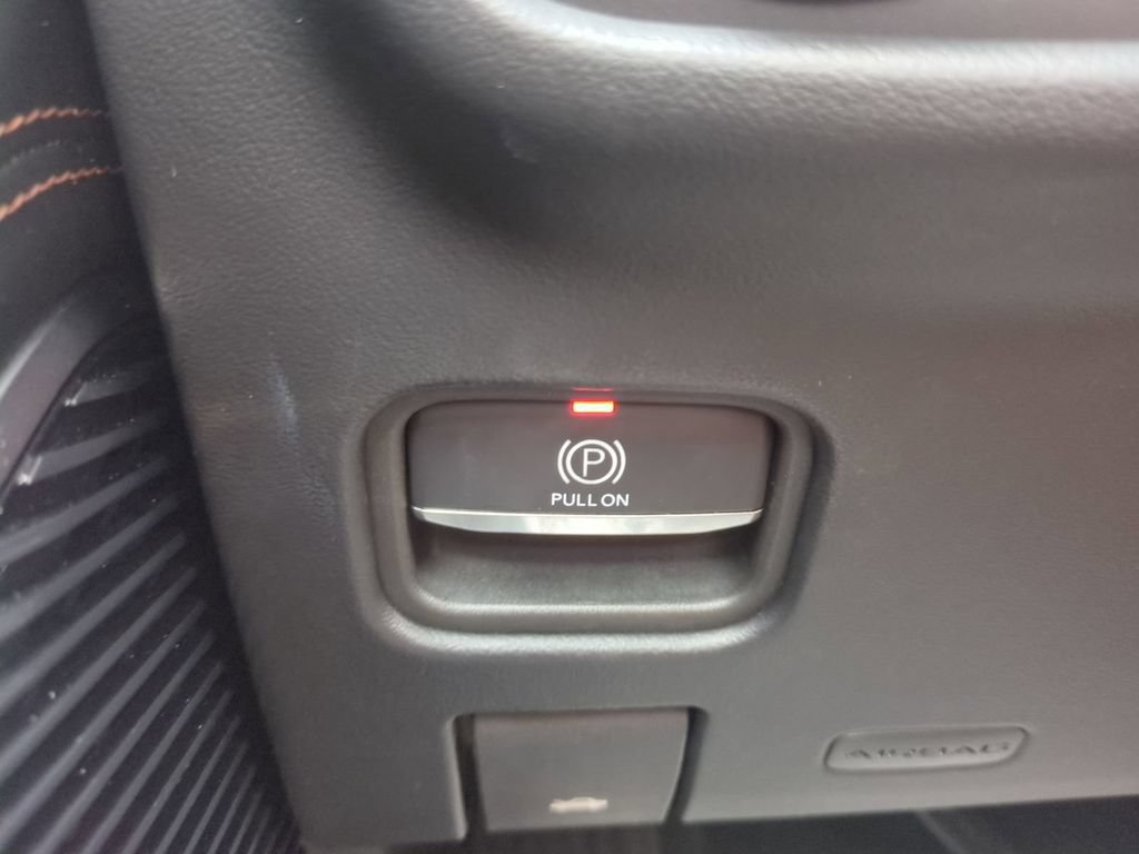 Used 2024 Jeep Grand Cherokee L Summit AWD/4WD image 32